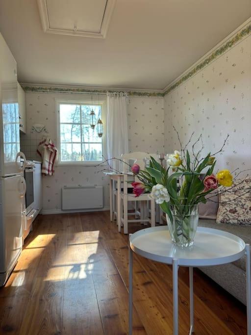 Holiday home Gaesthus I Gardsmiljoe Forsheda